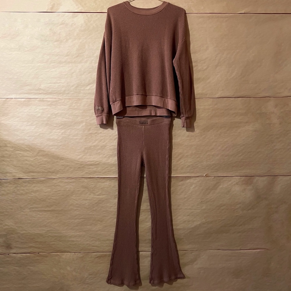 SET Active Waffle Knit Lounge Matching Set Crew Sweatshirt Flare Pants Size XS/S